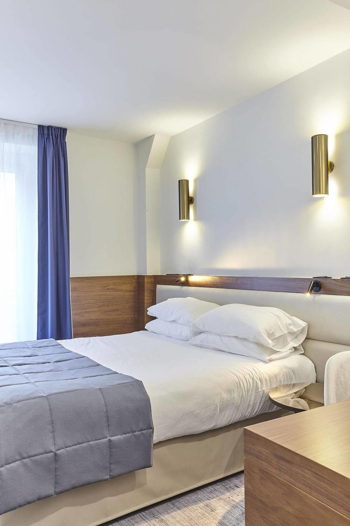 Royal Phare 3* Parigi